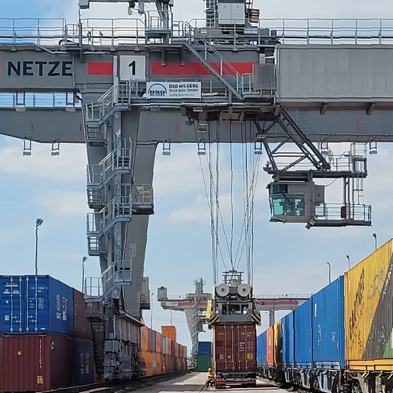 DUSS-Terminal Erfurt Krane 2025